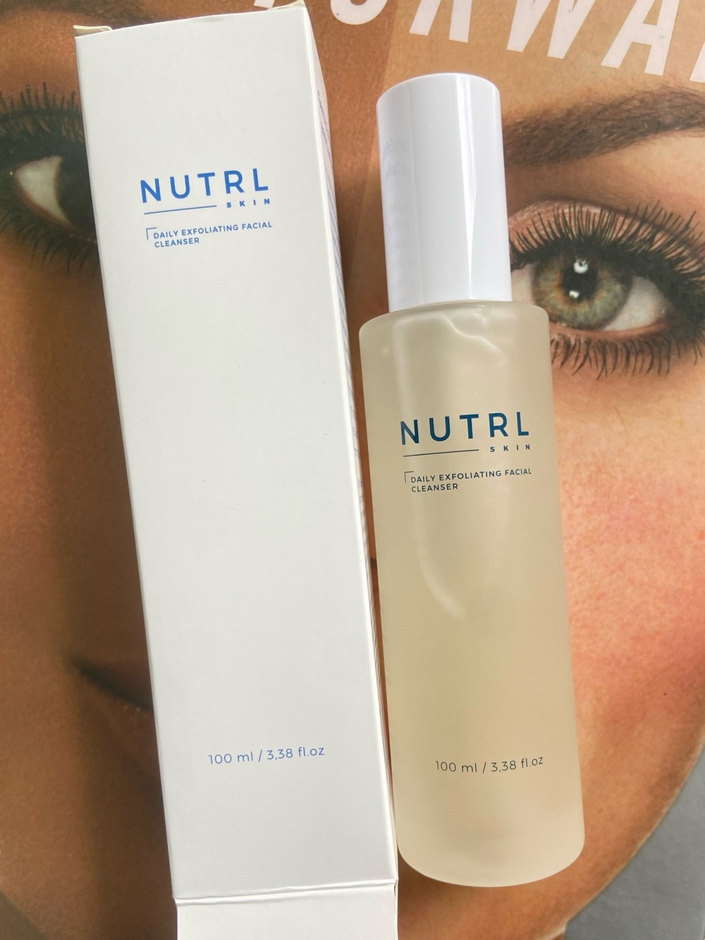 BRAND NEW NUTRL SKIN DAILY EXFOLIATING FACIAL CLEANSER 100ML / 3.38FL.OZ N.IB.!